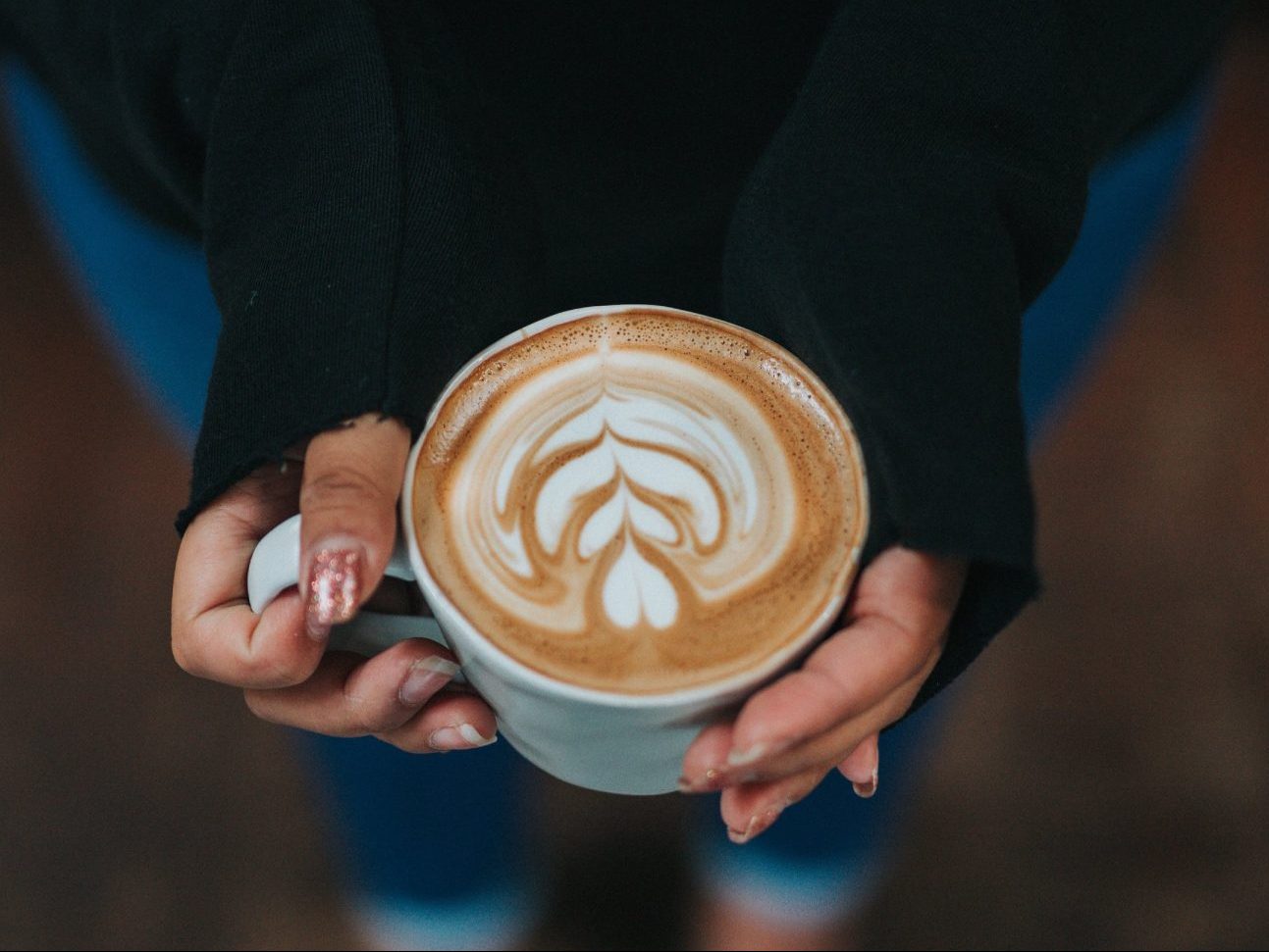 Flat white in hands